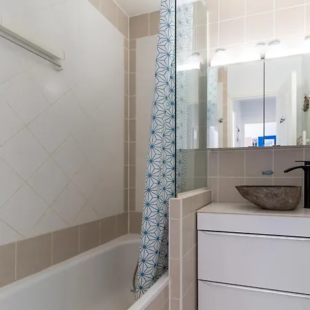 Appartement Pour 4 Pers Avec Piscine Tennis Et Parking Gratuit 56 Apartamento